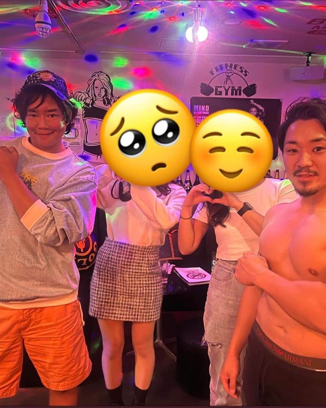 北新地 マッスルバーさんのインスタグラム写真 - (北新地 マッスルバーInstagram)「昨日も沢山のお客様のご来店誠にありがとうございマッスル💪 ・ 北新地マッスルバーは今までも著名人の方も多数ご来店頂いておりマッスル🙋‍♀️🙋‍♀️ とても嬉しい限りです😇😇 このような方達にもこれからも注目されるように、頑張って参りマッスル🥺✨✨ ・ では、本日も19時よりお待ちしておりマッスル💪♫   ーーーーーーーーーーーーーーーーーーーーー  北新地マッスルバー 大阪市北区堂島浜1-3-22 堂島タウン2F Tel:06-6344-8878  マッスルバーのブログ 北新地マッスルバーの筋肉生活 http://s.ameblo.jp/muscle-bar/  マッスルバーYoutube https://m.youtube.com/channel/UCSPbrv11kZU-I6NkllH489Q  #おはよう朝日、#あさパラ、#よーいどん、#エンカメ、等  #マッスルバー #fyp #fypシ #コンセプトバー #コンセプトカフェ #大阪 #大阪観光 #osaka #muscle #musclebar #촣아 #相互フォロー #おすすめ #おすすめにのりたい #在地人推薦 #減肥 #景點 #網美景點 #旅遊 #맞팔#팔로우 #좋아요반사 #일본  #ユニバ #テーマパーク#筋肉」4月19日 13時20分 - musclebar.eight