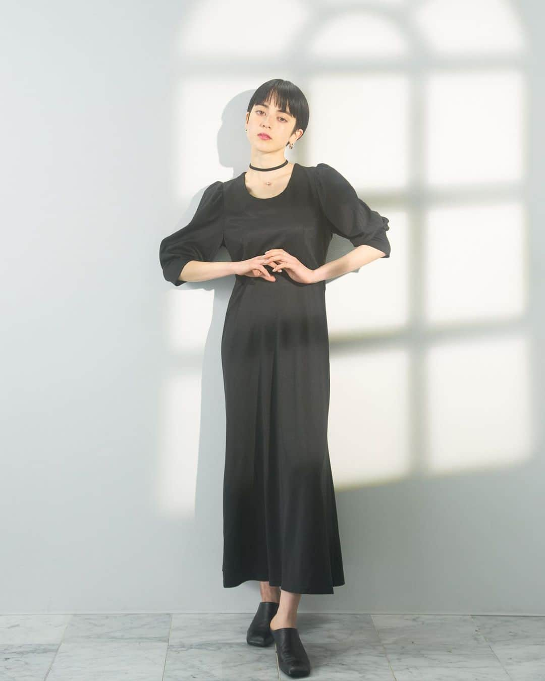 ドロシーズさんのインスタグラム写真 - (ドロシーズInstagram)「.   ･Tuker-style long flared onepiece col:black size:free  ￥6,930 tax in  ━━━━━━━━━━━━━━━  ✔POPUP STORE 4/21(Fri).22(Sat) 12:00-20:00  @恵比寿ガーデンプレイスセンタープラザB1 / 01  POPUP限定 ¥15,000-以上お買い上げの方にノベルティプレゼント！  ━━━━━━━━━━━━━━━  ✔ZOZO 4/21(Fri) 12:00～ OPEN!!  ━━━━━━━━━━━━━━━  @drwcys_official  #drwcys #ドロシーズ #23ss」4月19日 13時38分 - drwcys_official