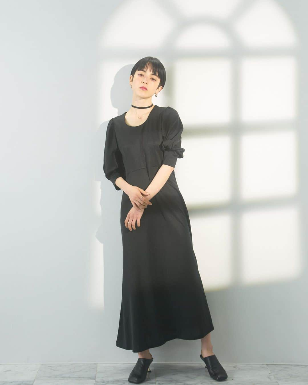 ドロシーズさんのインスタグラム写真 - (ドロシーズInstagram)「.   ･Tuker-style long flared onepiece col:black size:free  ￥6,930 tax in  ━━━━━━━━━━━━━━━  ✔POPUP STORE 4/21(Fri).22(Sat) 12:00-20:00  @恵比寿ガーデンプレイスセンタープラザB1 / 01  POPUP限定 ¥15,000-以上お買い上げの方にノベルティプレゼント！  ━━━━━━━━━━━━━━━  ✔ZOZO 4/21(Fri) 12:00～ OPEN!!  ━━━━━━━━━━━━━━━  @drwcys_official  #drwcys #ドロシーズ #23ss」4月19日 13時38分 - drwcys_official