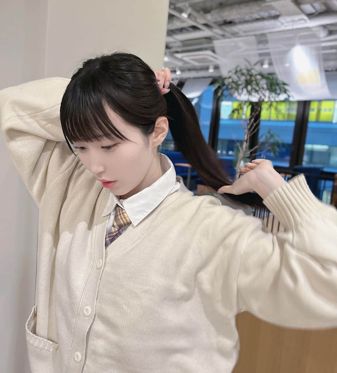 藤宮もなのインスタグラム：「うなじどうぞ」