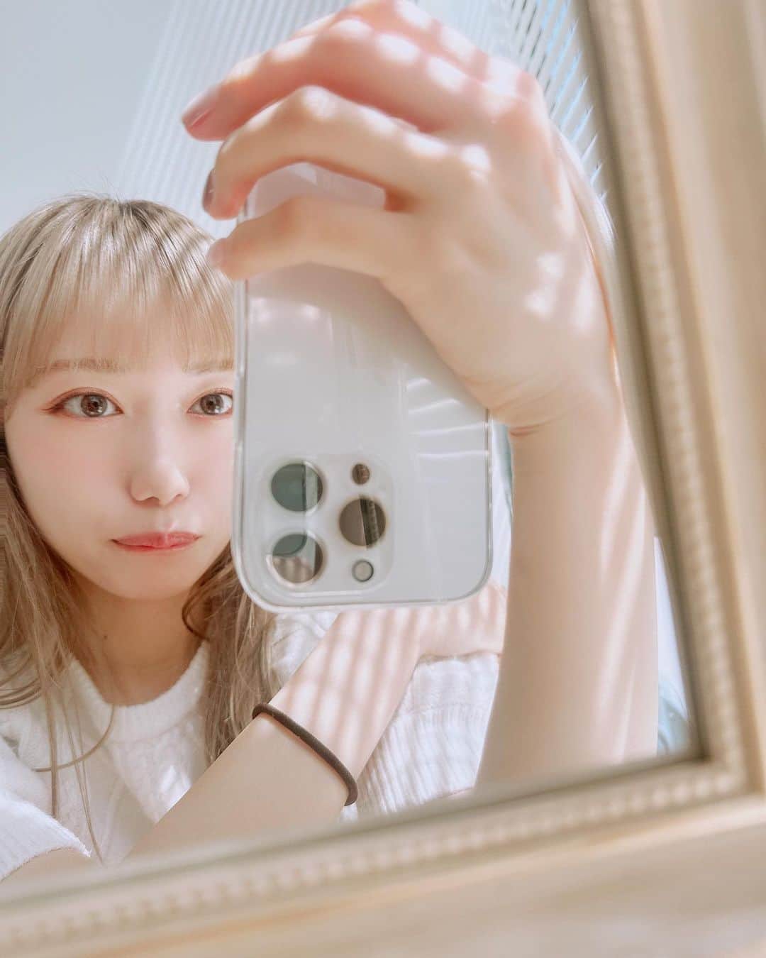 自見彩のインスタグラム：「😗~♡」