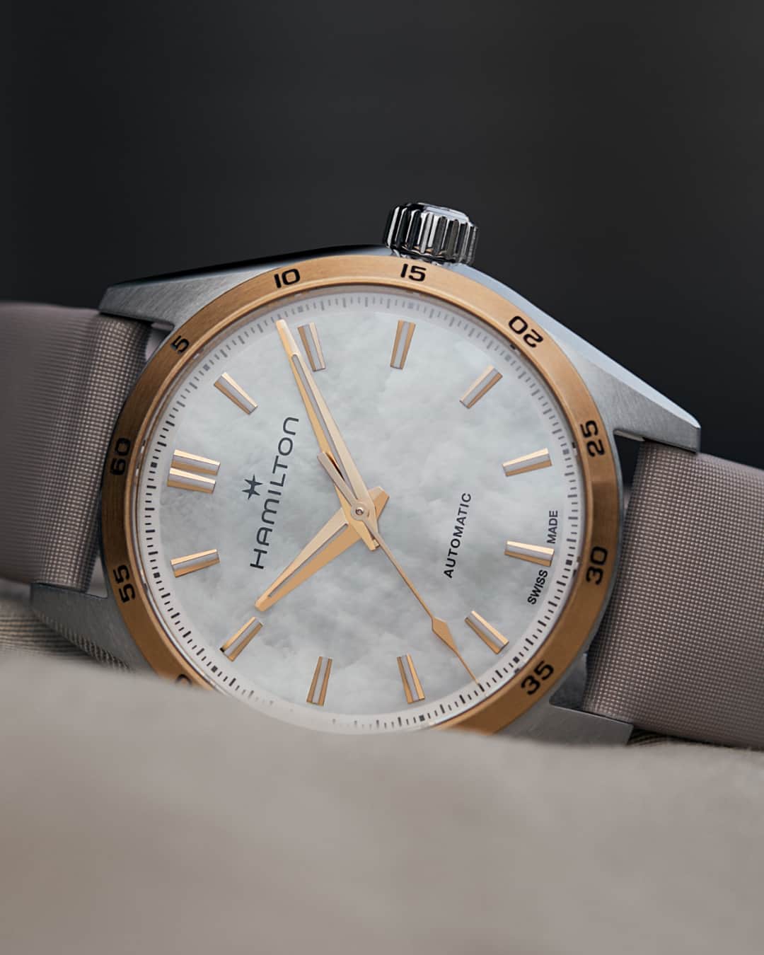 Hamilton Watchのインスタグラム