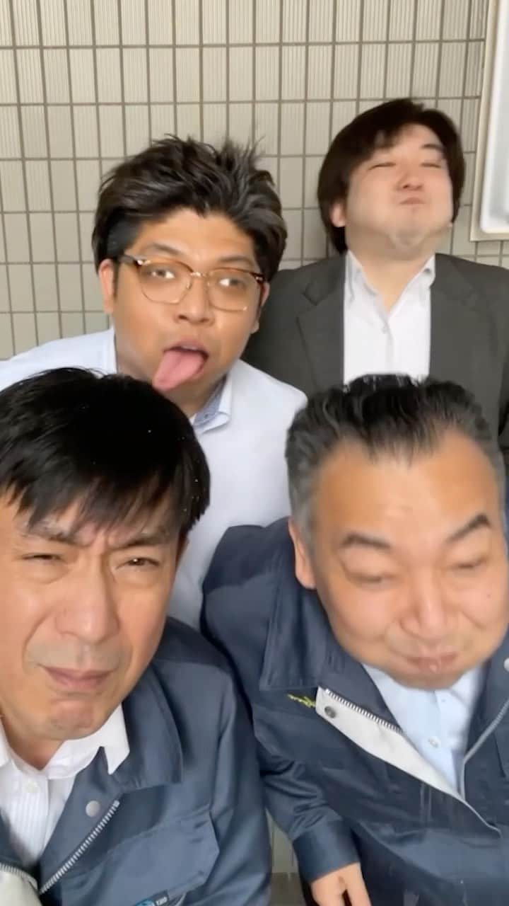 大京警備保障㈱のインスタグラム：「Don’t Laughing Filter Challenge/絶対に笑ってはいけない変顔フィルター　#snapchat #filterchallenge #スナップチャット」