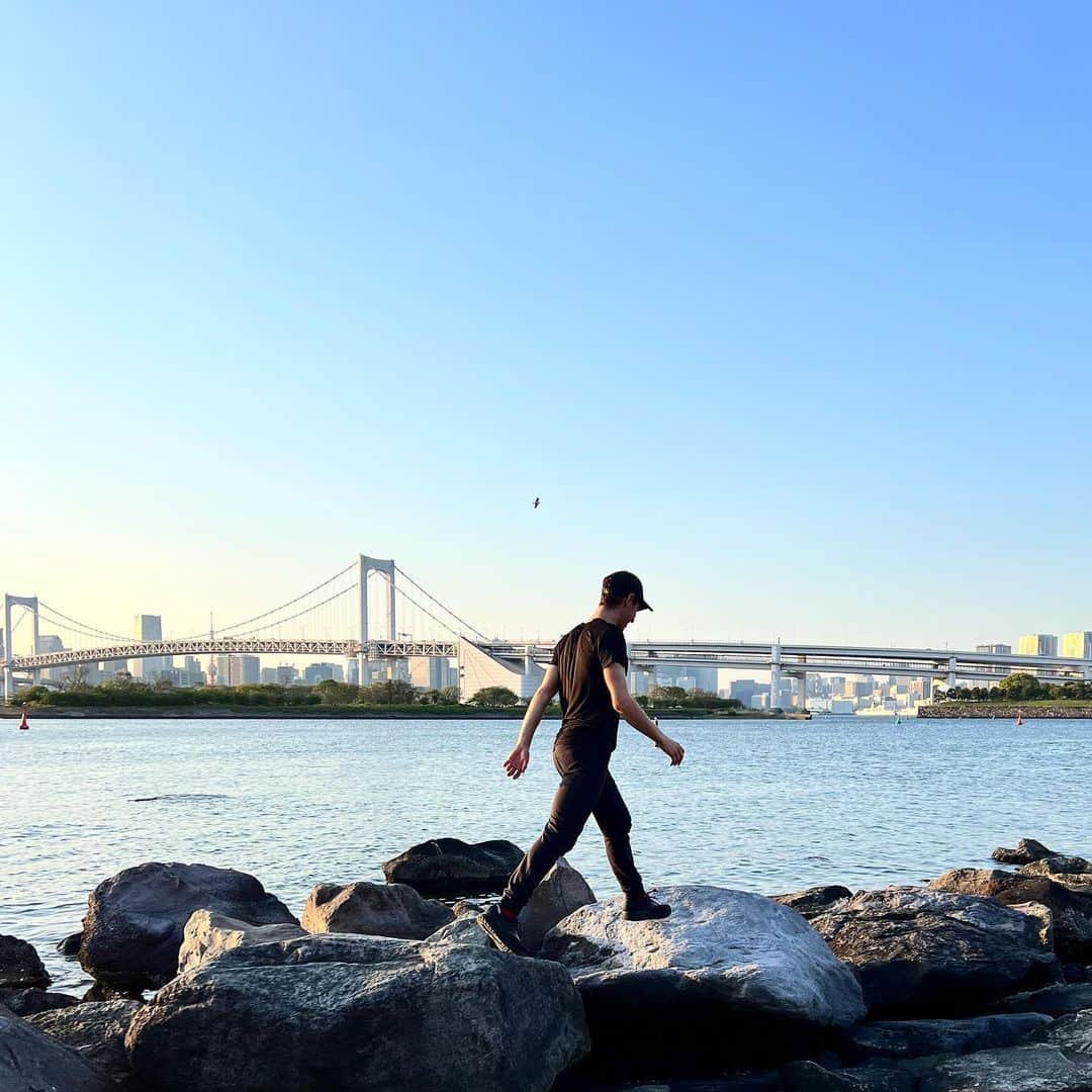 ジェイソン・ブラウンのインスタグラム：「Time to say goodbye… 🥹🎌  日本、じゃあね!  いつも、大好きです！この6週間はとても特別でした。すぐに戻りたいです！！  📸: @brandon_f1992」