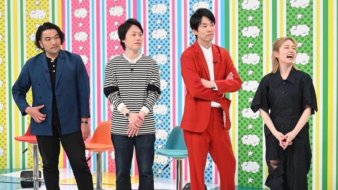 かまいガチ【テレビ朝日公式】のインスタグラム：「今夜23時15分からの #かまいガチ は かまいガチ大人気企画✨  【第3回　全日本コンコンダッシュ選手権】🏃‍♀️ なんと仕掛け人には　#小芝風花 さんが参戦🔥  また今回は初めてタッグを組んでコンコンダッシュに挑戦！ なんと濱家さんも仕掛け人として参加いたします✨  小芝さん考案の主演ドラマにちなんだ様々なアイデア仕掛けは必見です👓  また見取り図さんはアタック西本さんから あの人気ネタを引き出せるのか!?  ぜひリアルタイムでご覧ください！ 📺TVer・TELASA・ABEMAでも配信あります！✨  #かまいガチ勢 #かまいたち #かまいたち山内 #かまいたち濱家 #山内健司 #濱家隆一 #おいでやす小田 #見取り図 #見取り図リリー #見取り図盛山 #アタック西本 #ジェラードン #かまいガチ好きと繋がりたい」