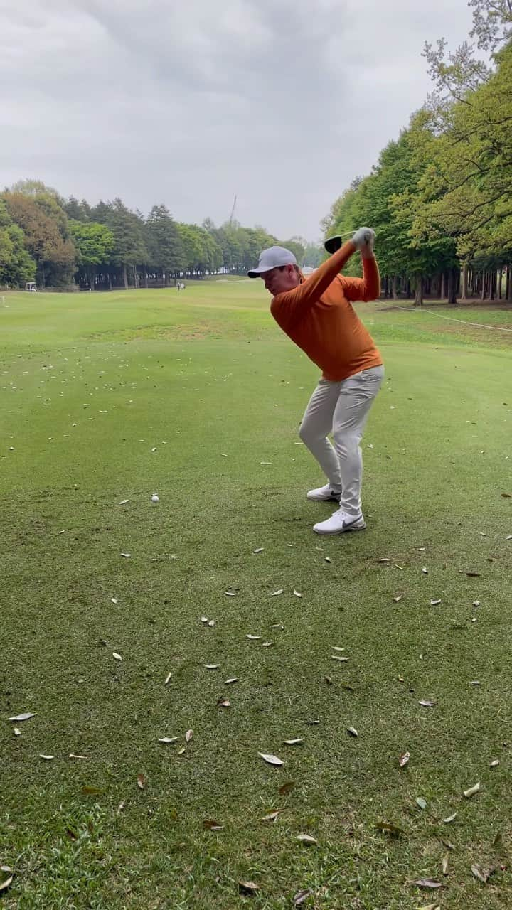 ロバート・マッキンタイアのインスタグラム：「First time to Japan. Looking forward to getting back to it 💪🏻🇯🇵🏌️‍♂️」