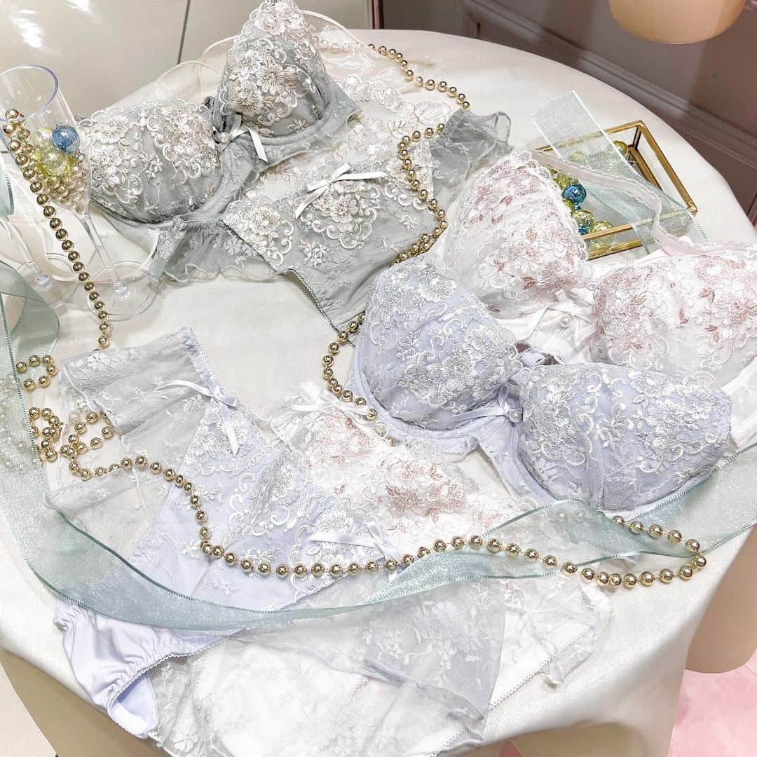 アンテシュクレのグルメインスタ