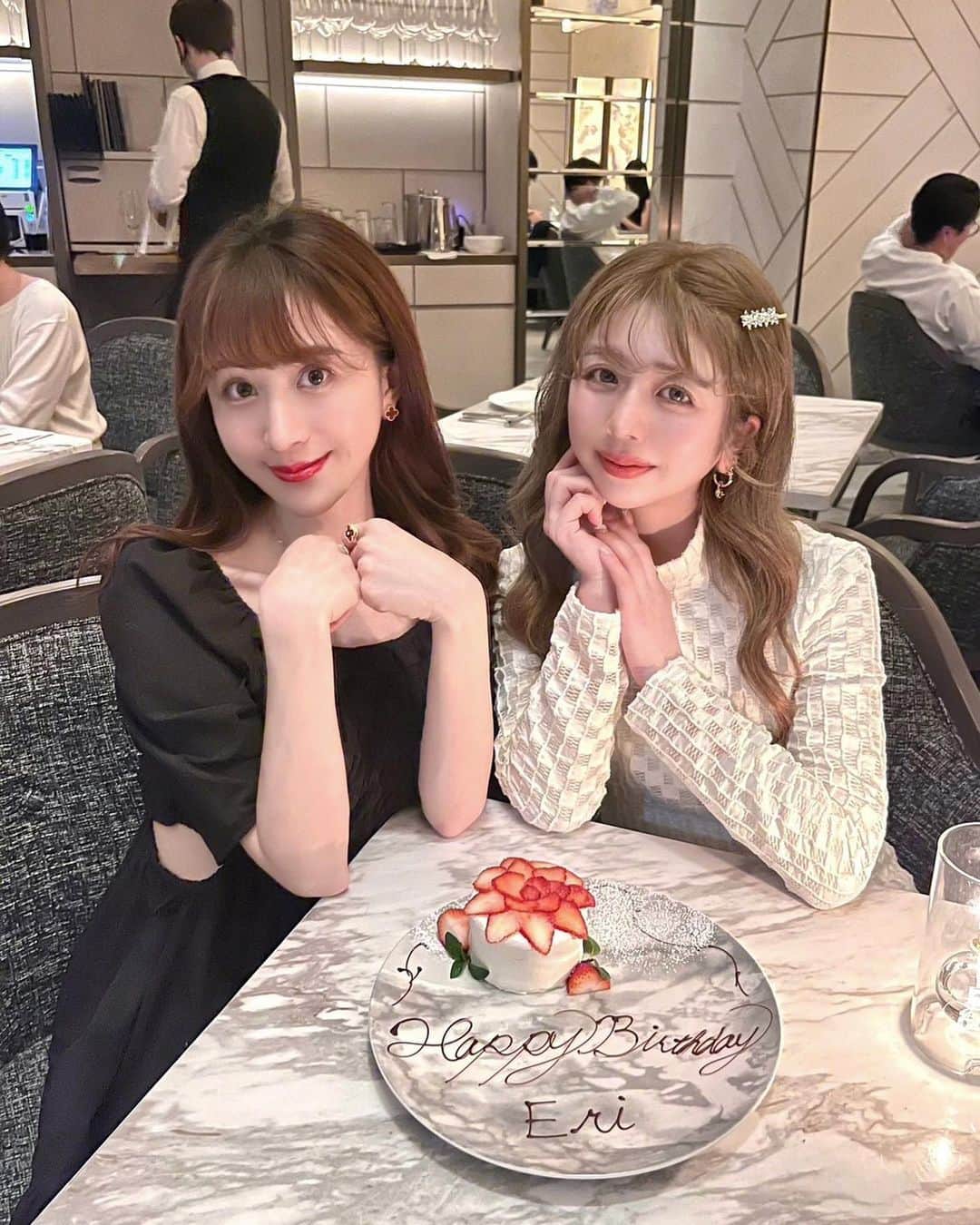 エリンコのグルメインスタ