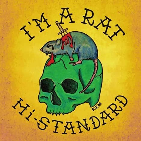 横山健のインスタグラム：「Hi-Standard の新曲でありツネちゃんの遺作 “I’M A RAT” が本日より各種配信サービスにて配信開始されました。 聴いてみてください。 このジャケはボクが描きました。半年くらい前には完成していました。いまのこの状況など微塵も予想せず、屈託なく描きました。  Satanic Carnival 2023 への Hi-Standard での出演も発表になりました。 詳しくは Pizza Of Death のホームページにてご確認ください。  ボクとナンちゃんは、少しずつでも進んでいきます。 前だから後ろだから斜めだからわかんないけど、とにかくゆっくり進んでいきます。  #histandard #ハイスタ #恒岡章 #難波章浩 #横山健 #kenyokoyama #pizzaofdeath」