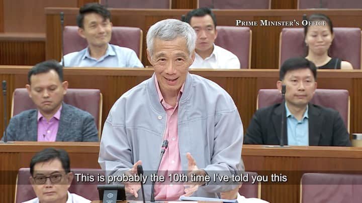 リー・シェンロンのインスタグラム：「I spoke in Parliament today in support of the Motion of Thanks for President @halimahyacob’s Address.  Heading into a troubled world, we have much work to do, and quickly. We must stay united as One Singapore. Divided, our society stands no chance. We must do our best to appreciate one another’s perspectives, even when we cannot agree.   Self-reliance is imperative for a small city-state like Singapore. We must have grit and inner steel, have an adventurous mindset, and always remember that nobody owes us a living. We need to work hard, be smart and strategic in our thinking, and keep ourselves connected to the rest of the world.   We must also uphold and make full use of the strong global reputation that Singapore has built over the years, and show the world that our people are of high quality, competent, trustworthy, and skilled.   To do all this, we will need the support of every Singaporean. I ask Singaporeans to give DPM @lawrencewongst and the 4G team your fullest support, both now as part of my team, and later when they take over the reins of leadership in due course.   Singapore must continue to stand out as an extraordinary and outstanding country in the world. With the help of all Singaporeans, we will succeed. Majulah Singapura!   You can watch my full speech on the PMO YouTube channel (please click on the link in my bio)   – LHL  (PMO Video)」