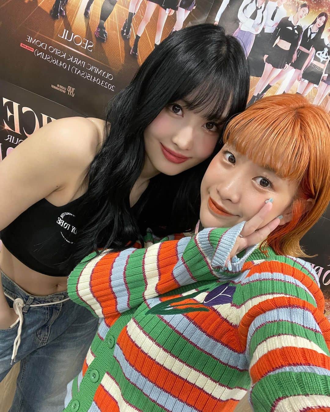 HANAのインスタグラム：「🧸🩶🗝️📟🎤」