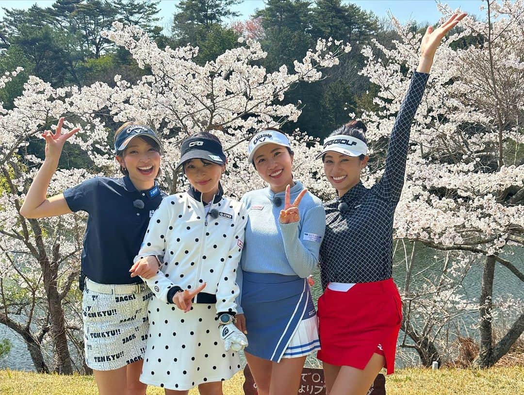 越雲みなみのインスタグラム：「.  4月22日（土） 毎週土曜日11時35分〜 turf &trip season6  はじまります🐥  今回も最高に楽しかった🩵 みんな見てねー✌️  @tss_turf.and.trip   #tss #テレビ新広島 #ゴルフと旅」