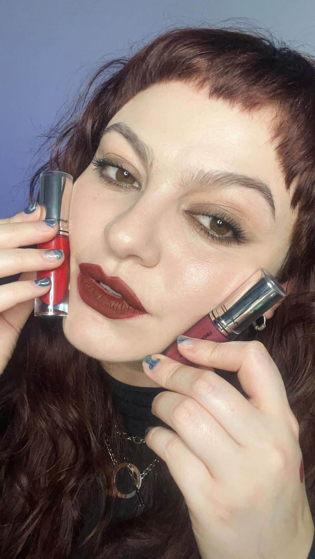 M·A·C Cosmetics BRのインスタグラム：「LANÇAMENTOS MAC - Conheça todas as novidades com nossa treinadora @moniseguaraldo.」