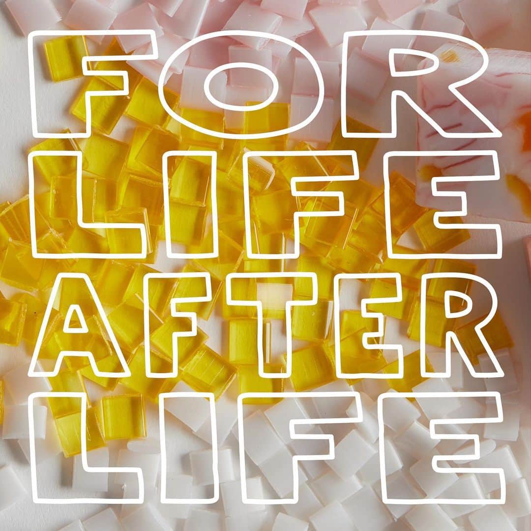 のインスタグラム：「… after life, after life. (You get it.) 🤍 @coachtopia #Coachtopia」