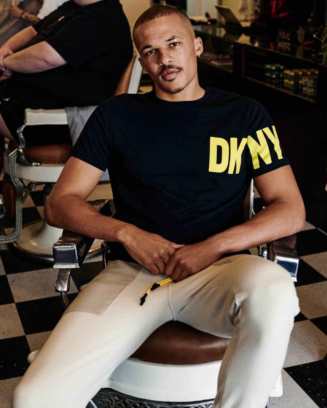 DKNYのインスタグラム：「@yslil keeping it clean at @frankschopshop.   #IFEELDKNY」