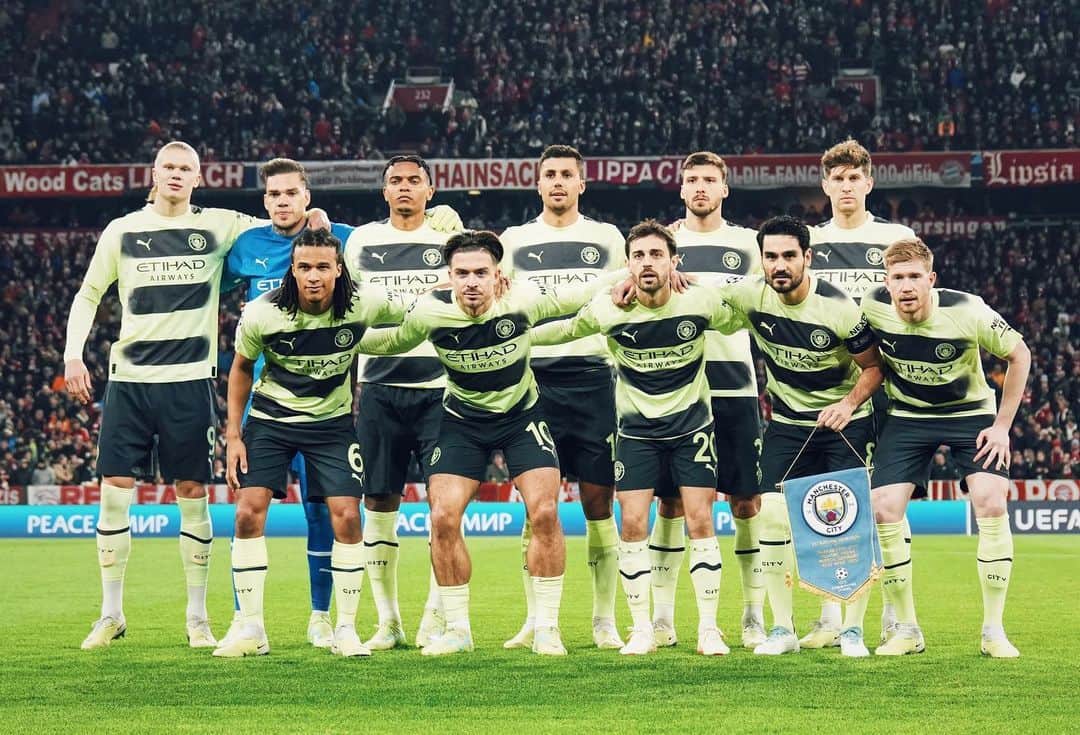 ナタン・アケのインスタグラム：「Semi-Finalists 🤩💙 @championsleague @mancity」
