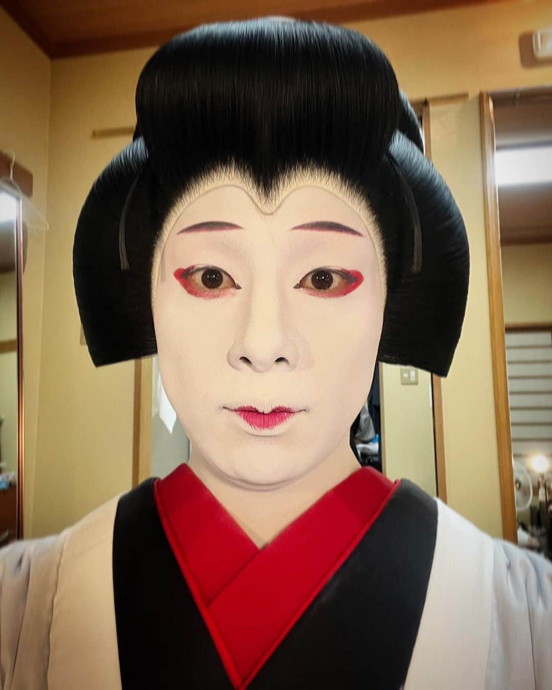 中村種之助のインスタグラム：「. はじめての町娘 . #壽祝桜四月大歌舞伎 #種之助 #明治座 #夜の部 #絵本合法衢 #お亀」