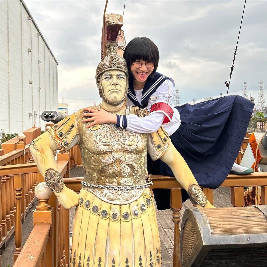 SUZUKAさんのインスタグラム写真 - (SUZUKAInstagram)「へい、俺の男。👅 Suki Lie MV船での撮影時🚢」4月19日 22時34分 - suzuka_leaders