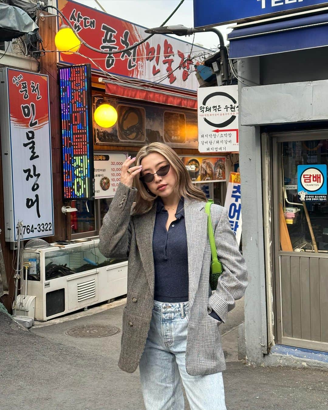 植野有砂のインスタグラム：「How Much I Spent In Korea vlog is now on my YT channel ❤️ 韓国出費vlog公開されたからみてね🤍もう写真整理できなくてサブ垢もあるし何載せたかも覚えてないので適当に載せてみるわい！笑」