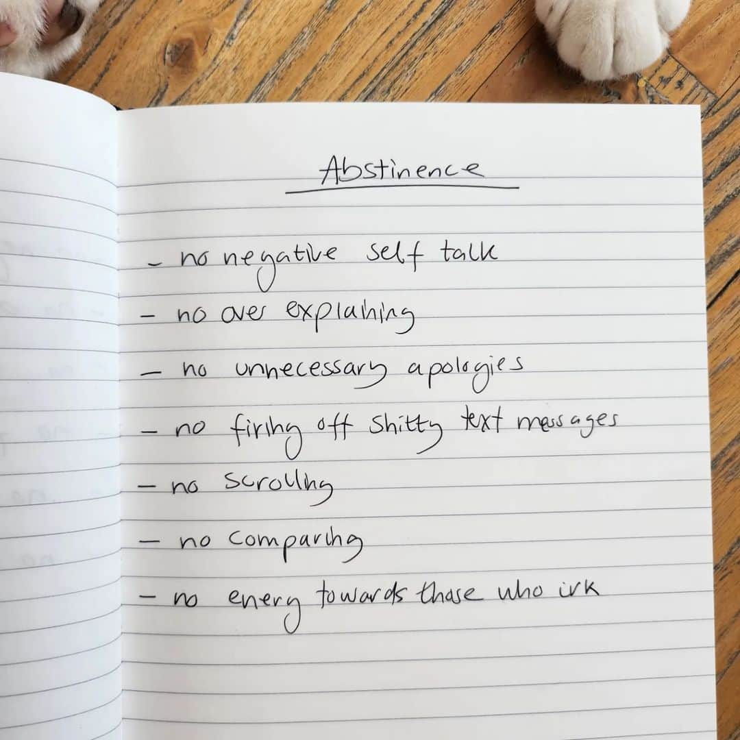 ファーン・コットンさんのインスタグラム写真 - (ファーン・コットンInstagram)「Abstinence. What's on your list? ⬇️」4月19日 22時50分 - fearnecotton