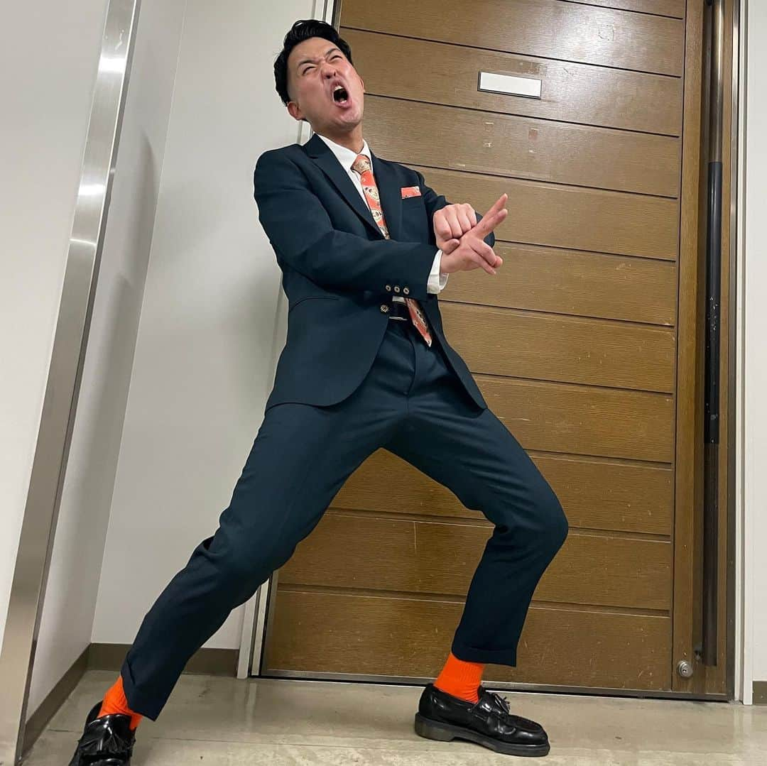 まついあきらさんのインスタグラム写真 - (まついあきらInstagram)「新衣装！！！🕺🏿🕺🏿🕺🏿🕺🏿🕺🏿」4月19日 22時57分 - tmkakiramatsui827