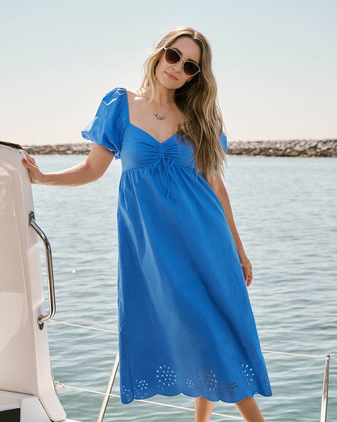 ロック&リパブリックのインスタグラム：「Current status: dreaming of lake days and getaways. 💭Shop new styles from #LCLaurenConrad for all your warm-weather plans.」