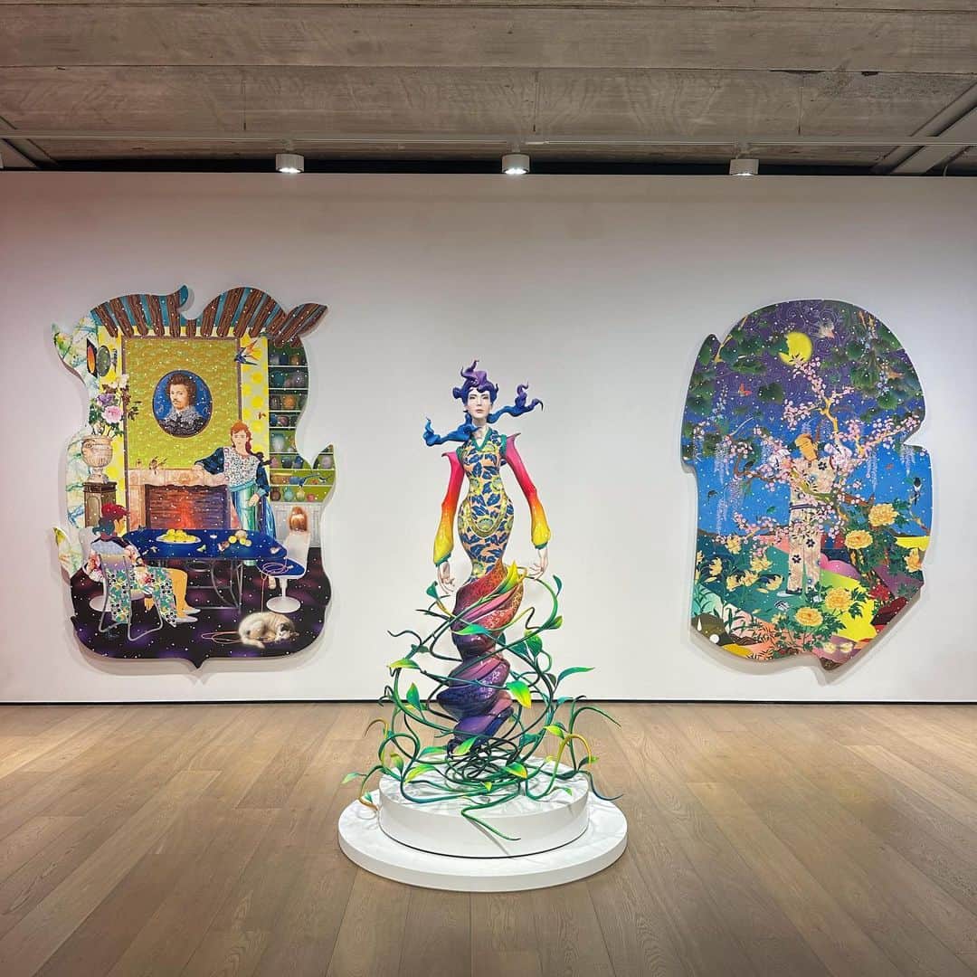 松山智一のインスタグラム：「Starts Tomorrow 🇬🇧 London calls🖼️  Almine Rech London is pleased to present “Episodes Far From Home”, a solo exhibition by Tomokazu Matsuyama and his first with the gallery, on view from April 20 to May 20, 2023.」