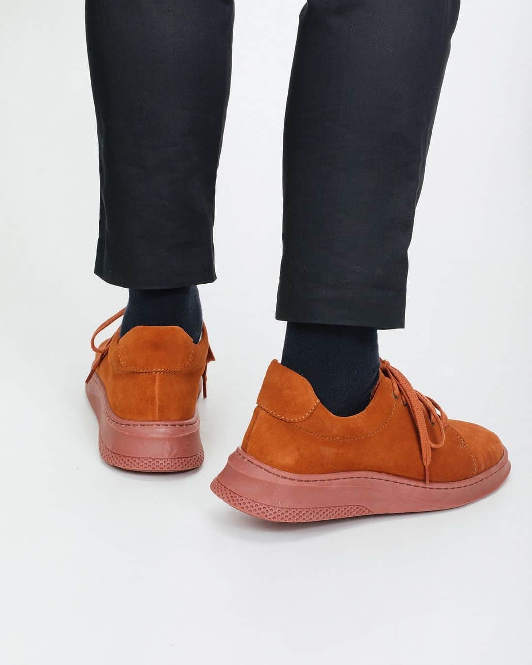 テーリポルキのインスタグラム：「Coming soon 🤩🧡 . . #TERHIPÖLKKI #terhipölkkishoes #ss23 #newarrivals #sneakers #comingsoon」
