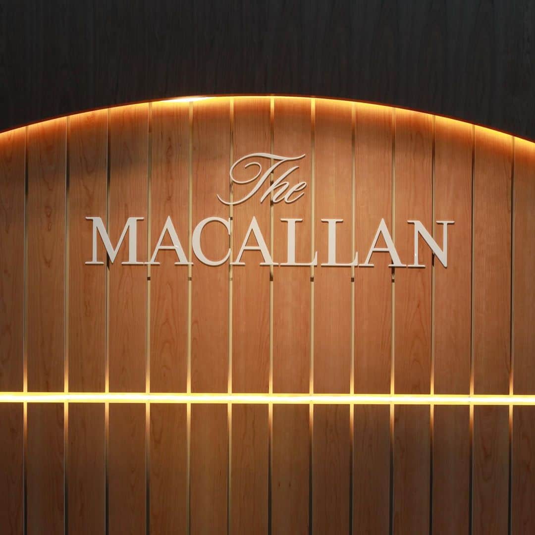 土井地博さんのインスタグラム写真 - (土井地博Instagram)「THE MACALLAN / 「本物と出逢う旅」 Experience Event 🥃 @themacallan_japan @the_macallan   1824年から続くThe MACALLANの歴史や樽へのこだわりが体験出来る大人イベントへ。  #themacallan #ザマッカラン #マッカラン  #ザマッカランダブルカスク」4月20日 0時00分 - hiroshi_doiji