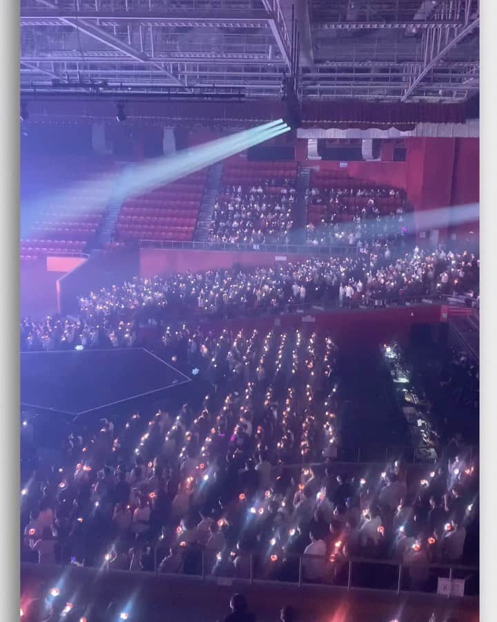 のインスタグラム：「감사합니다!! 12th anniversary💖 #Apink#panda」