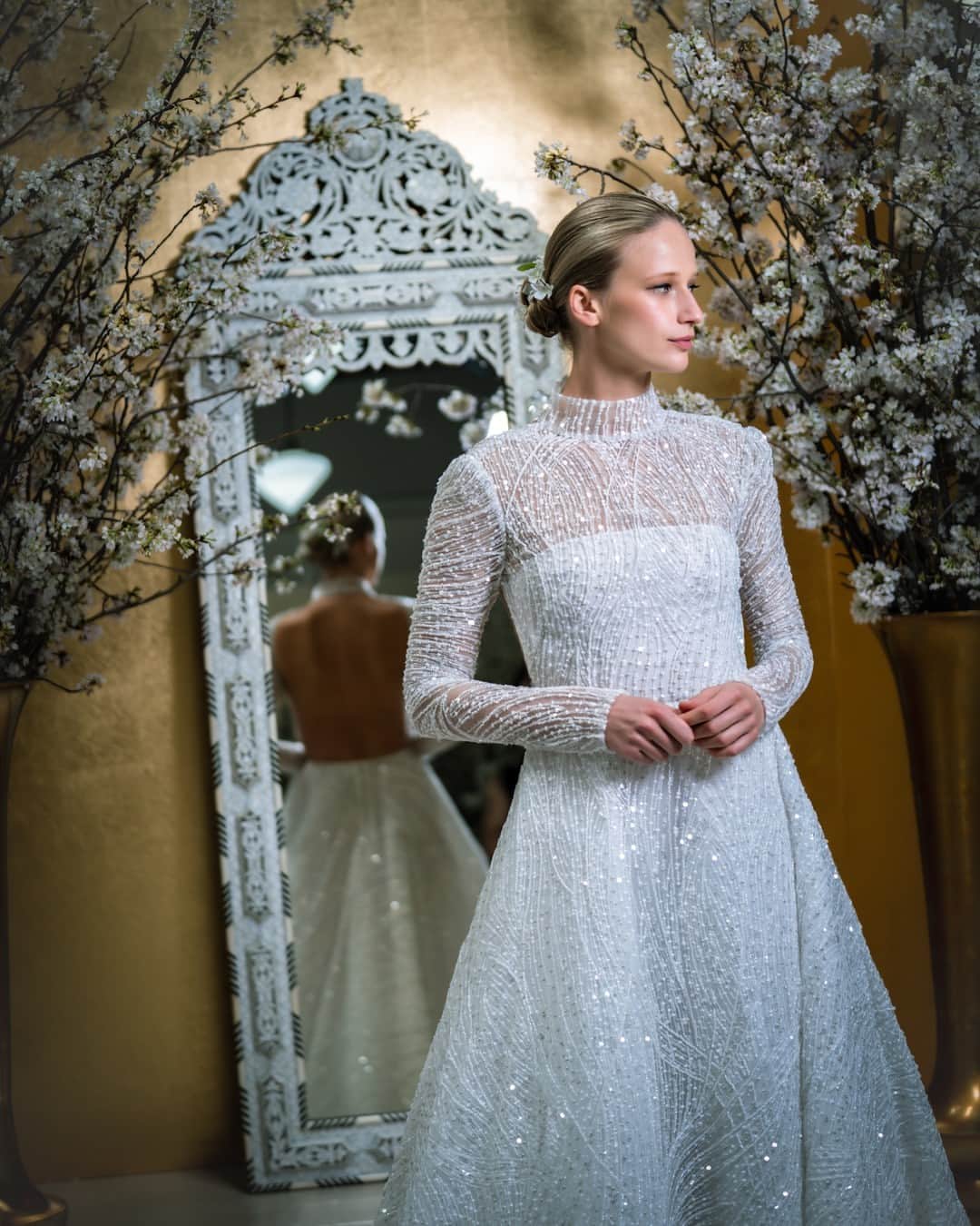 リームアクラのインスタグラム：「that elusive ‘je ne sait quoi’ quality is at our showroom.​​​​​​​​​ #bridalfashionweek  #reemacrawedding #reemacra ⠀⠀⠀⠀⠀⠀⠀⠀⠀ ⠀⠀⠀⠀⠀⠀⠀⠀⠀ #2023weddinginspo #wedding #weddingdress #weddinggown #bride #bridalgown #bridaldress #weddingday #weddingphotography #weddingdesigner #weddingdesign #weddingstyle #celebritywedding #weddingplanning #weddinginspiration #weddingphoto」