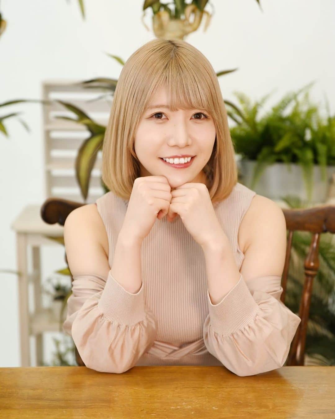 榎本ほのかのインスタグラム：「👩🏼」