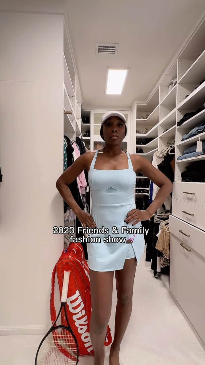 ビーナス・ウィリアムズのインスタグラム：「Making my closet my run way to give you the exclusive on some of my favorite looks this season! Fashion has always been a passion of mine, and I love how it can empower and inspire us all. So what’s better than being able to share that with my Friends and Family!? Enjoy %30 off sitewide on @elevenbyvenus now until Sunday🙌」