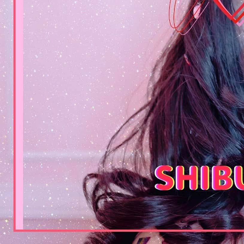 恋汐 りんごのインスタグラム：「#恋汐りんご生誕2023  6/18 SHIBUYA PLEASURE PLEASUREにて 2023年の恋汐りんご生誕コンサート 開催決定♡(Ｕ 'ᴗ' Ｕ)！  今回、生誕では初の2部公演をよていしてまる♡1部と2部で内容やお衣装がちがうよてい♡(Ｕ///'ᴗ'///Ｕ)🐰🎀🍎  チケット発売はまだなのけどよかったらいちにちあけておいての♡.°ʚ(Ｕ 'ᴗ' Ｕ)ɞ°.  とびっきりかわいい生誕グッズも制作中♡おたのしみに🎀🍎」