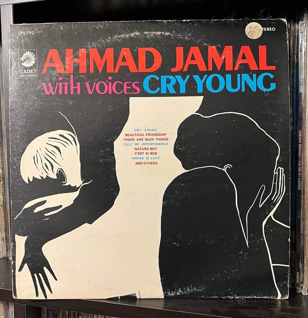 のインスタグラム：「#RIPAhmadJamal 4.16.2023享年92  いやぁもう大往生でしょう！ お疲れ様でした！！大好きなピアニストです！！  ってことで「Ahmad Jamal への手紙」と称して記してみました https://note.com/swingo45/n/n7e9609208d1a  #ahmadjamal   本日20日夜は #吉祥寺strings で、こんなのも弾いてみる夜になる予報が出ております！1930スタート！当日券あり！ 是非ぶらりお越しください🚶」