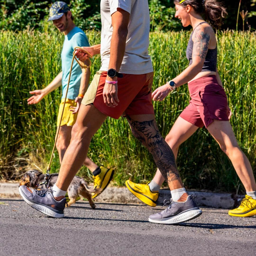 キーンのインスタグラム：「Walks just got more fun 🚶💨 ⚡️ Designed specifically as equipment for walking – part of your shoe quiver – the WK400 creates a feeling of forward momentum that makes walking more fun. Have you tried it? Let us know how you like it in the comments! 💬 #KEEN #WK400」