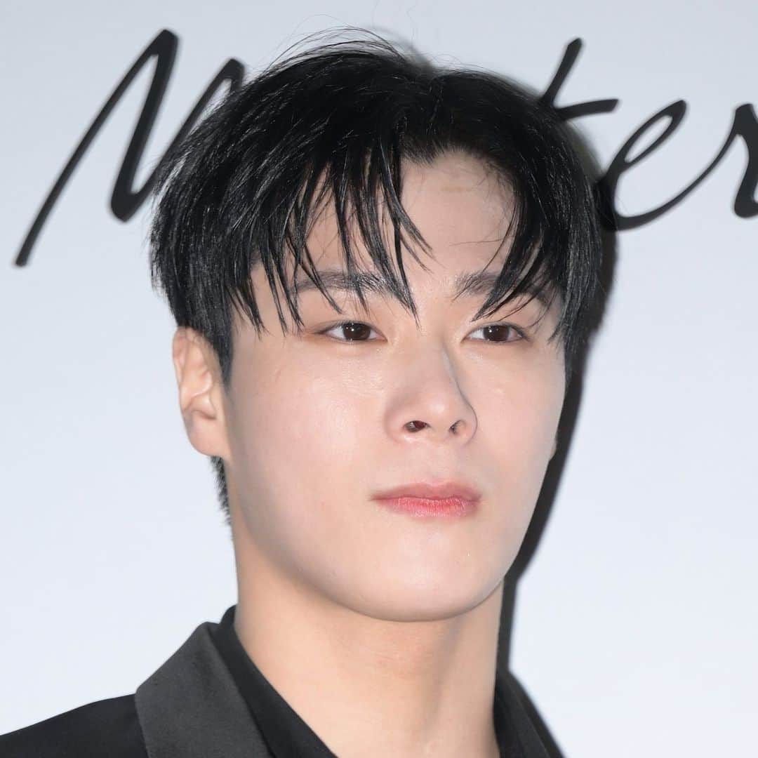 Teen Vogueさんのインスタグラム写真 - (Teen VogueInstagram)「K-pop group ASTRO's Moonbin has died at age 25. Link in bio for more details.  (📸: Getty Images)」4月20日 4時21分 - teenvogue
