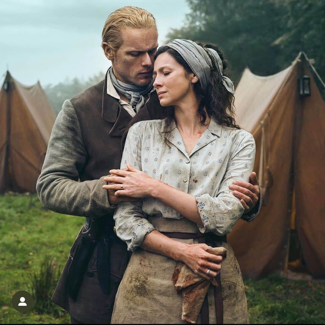 カトリナ･バルフのインスタグラム：「Not long to go now …. Outlander season 7 💗@outlander_starz @sptv」