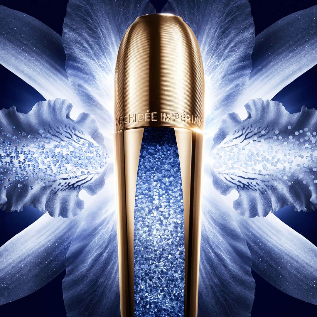 DFS & T Galleriaのインスタグラム：「Discover the new-generation Orchidée Impériale Micro-Lift Concentrate by @guerlain. A complete avant-garde tri-serum that regenerates, firms and sculpts skin to restore its youthful volumes by +32%*.​  Visit Guerlain Popup Store at T Galleria by DFS, Macau, City of Dreams. ​ *Index calculated using three items: vitality, plumpness and lifting effect.​   #DFSOfficial #GuerlainSkincare  #OrchideeImperiale」