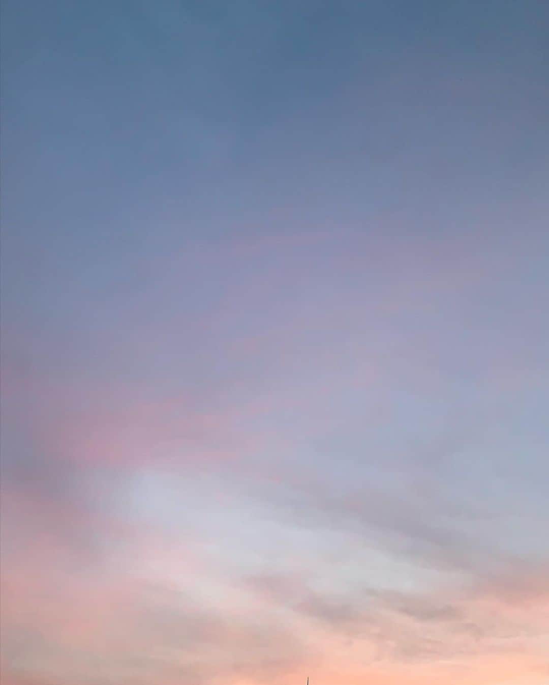 花盛友里さんのインスタグラム写真 - (花盛友里Instagram)「昨日の綺麗な夕焼け🤍」4月20日 15時54分 - yurihanamori
