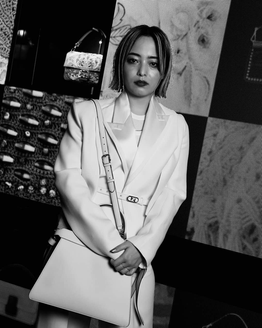 Licaxxxさんのインスタグラム写真 - (LicaxxxInstagram)「#FendiHandinHand @FENDI #PR」4月20日 16時15分 - licaxxx1