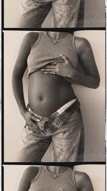 Lauren Elizabethのインスタグラム：「Not me thinking I invented procreation for 3 months😇 #pregnant #pregnancy #firsttimemom #findingoutimpregnant #firsttrimester」