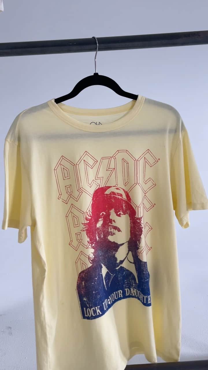 チェイサーのインスタグラム：「Pick Your Favorite   #graphictees #rockandroll #tshirts #tiktok」
