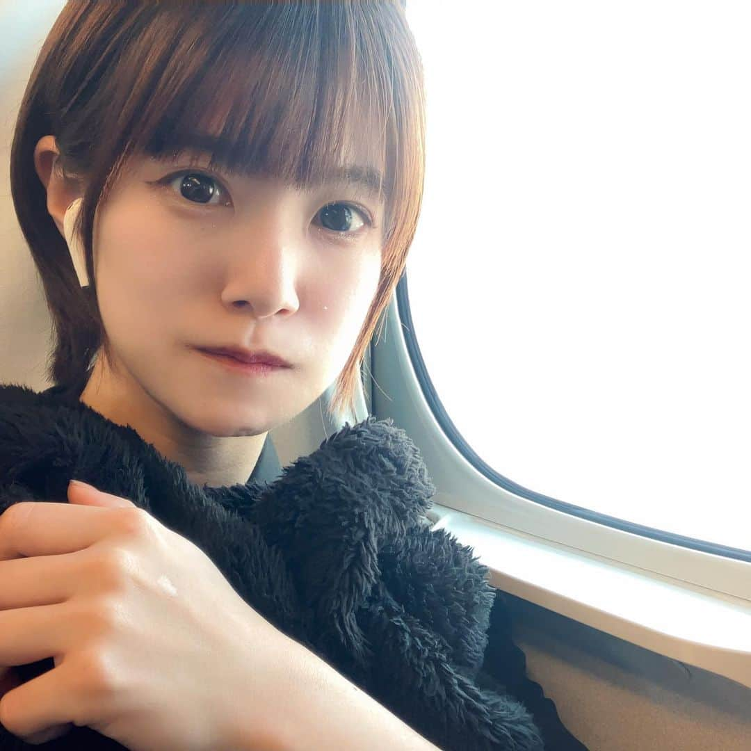 北原ゆかさんのインスタグラム写真 - (北原ゆかInstagram)「東京ライブ楽しみ！いってきます🚅  #北原ゆか #ssw #シンガーソングライター #アイドル」4月20日 9時48分 - kitahara_yuka