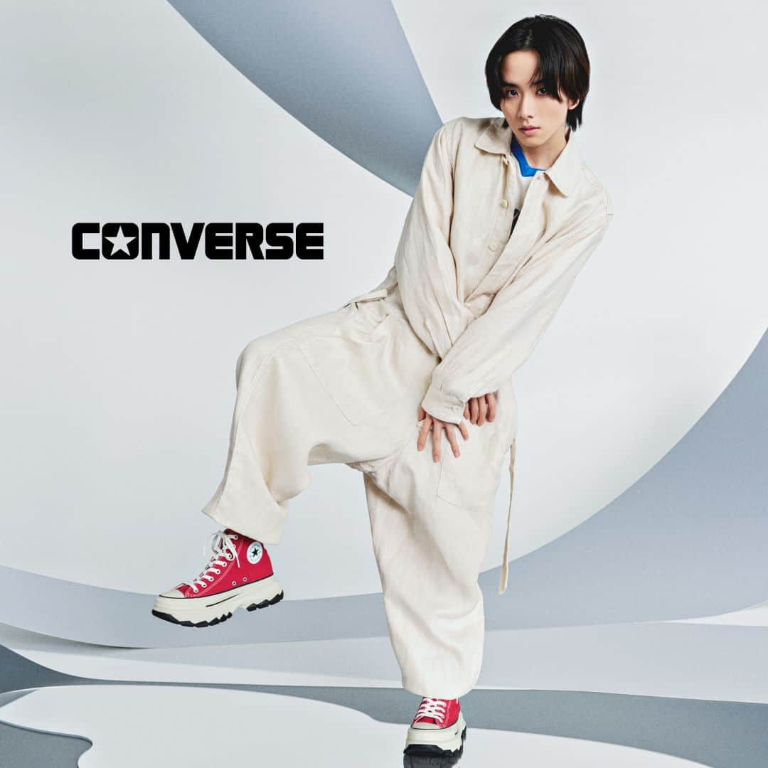 のインスタグラム：「・ 【話題のCONVERSE ALL STAR Ⓡ TREKWAVE】  昨年発売し話題となった商品に、春カラーが登場。 トレンドのボリュームソールを搭載した「ALL STAR Ⓡ TREKWAVE」 のABC-MART限定カラー、ぜひお試しください。  サイズ：22.5㎝~28㎝  詳細は、下記よりご確認いただけます。  https://gs.abc-mart.net/feature/19700/  #CONVERSE #ABCGS #限定販売 #ボリュームソール #TREKWAVE」