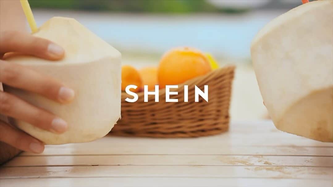 SHEINのインスタグラム：「BEACH BONDING TIME It‘s the perfect weather for growing closer together. BREEZE ON OVER>https://shein.shop/delul8u  #MakeHerDay」