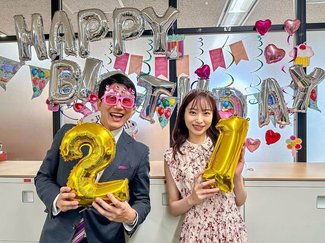 酒主義久のインスタグラム：「ゆかちゃんhappy birthday🎂  めざまし天気コーナーのスタッフさんが、こんなに可愛い装飾and小物もたくさん用意してくれていました！  愛されてるな〜😍  #フジテレビ #めざましテレビ #林佑香 #4月20日 #誕生日 #21歳 #happybirthday」