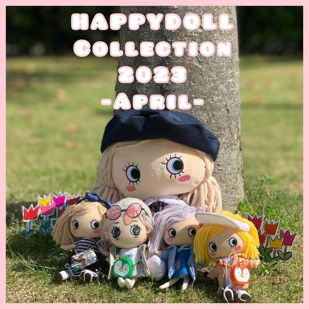 ILEMERさんのインスタグラム写真 - (ILEMERInstagram)「. 【HAPPY DOLL Collection 2023】 ⁡ 皆さま、こんにちは！！ ⁡ “HAPPY DOLL Collection” 略して『ハピコレ』を 本日よりお届けいたします👏 ⁡ 4月のハピコレは、 全5回 でお届けいたします♪ ⁡ 本日のコーデは？？！ ⁡ ｰｰｰｰｰｰｰｰｰｰｰｰｰｰｰｰｰｰｰｰｰｰｰｰｰ 【花見団子コーデ】 ⁡ 4月は過ごしやすい気候で、 お花を愛でたくなる季節ですよね！ お花を見に行くのに イアンヌちゃんを連れて行くなら．．．と コーディネートを考えていたら、イアンヌちゃん(ヴィーナス)の髪、サングラス(ピンク)、KPバッグ(緑)の組み合わせに！！ ⁡ いつの間にか三色団子🍡を イメージしてしまっていました。。笑 ⁡ サングラスがとっても似合うイアンヌちゃん！ オシャレさんですよね☺️♪ ⁡ ⁡ それでは！ とどけHAPPY ーーー🍡🌸 ⁡ ｰｰｰｰｰｰｰｰｰｰｰｰｰｰｰｰｰｰｰｰｰｰｰｰｰｰ ⁡ -コーディネート使用アイテム- 🍡HAPPYDOLL・IANNE  　 税抜3,000円/税込3,300円  🍡着せ替えサングラス  　 税抜1,300円/税込1,430円  🍡サプライズKPバッグ  　 税抜1,600円/税込1,760円  🍡HAPPYDOLL  　 税抜2,700円/税込2,970円 　 ※HAPPYDOLLの白ワンピースのみ使用 ⁡ ｰｰｰｰｰｰｰｰｰｰｰｰｰｰｰｰｰｰｰｰｰｰｰｰｰ ⁡ 🌏海外サイトはこちらをチェック @ilemer_world ⁡ ｰｰｰｰｰｰｰｰｰｰｰｰｰｰｰｰｰｰｰｰｰｰｰｰｰ ⁡ #ilemer #ILEMER #イルメール #イーマリー #イーマリーちゃん #ハッピードール #happydoll #着せ替え#お花見#🍡#お団子 #ハッピードールコレクション #ハピコレ #ハピコレ2023 #April #サブカルチャー #キャラクター #アタオランド  #スタジオアタオ #ATAOLANDプラス #ATAOLAND+ #アタプラ #イーマリー好きな人と繋がりたい  #イーマリー好き集まれ」4月20日 11時59分 - ilemer_official