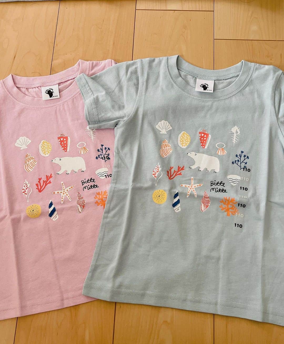 momoroさんのインスタグラム写真 - (momoroInstagram)「イオン様親子Tシャツ【イオン】が発売になります！大人用（白）はSS・S・M・L（男女兼用のため大きめサイズになります！）子供用（水色・ピンク）は80・90・100・110サイズ展開です。暑くなってきたのでよかったら親子で着てみてください！ #イオン#ももろ」4月20日 13時15分 - momoro6666
