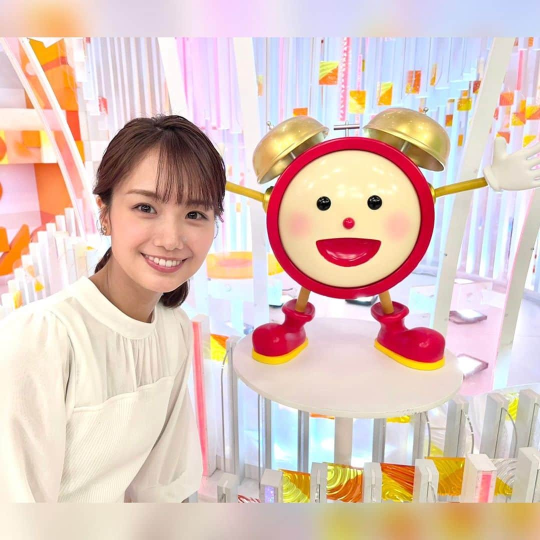 フジテレビ「めざましテレビ」さんのインスタグラム写真 - (フジテレビ「めざましテレビ」Instagram)「． スタジオに登場しているめざましくんとの会話にうきうきしている毎日です😊❗️  のほほーんとした表情や元気な声に癒されています✨  #めざましテレビ #井上清華」4月20日 14時14分 - mezamashi.tv